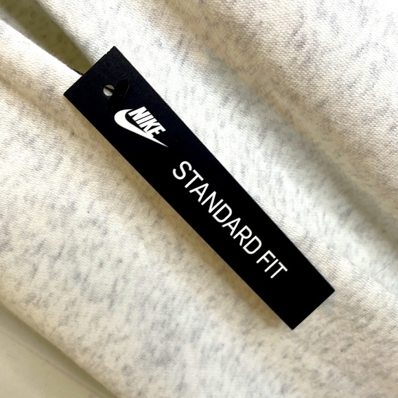 ❤️ SOLD | NIKE NWT Women’s Light Heather Gray NIKE Hooded Sweatshirt Size Small - Picture 4 of 7